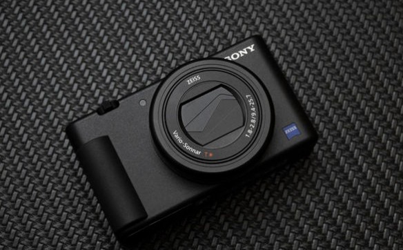 索尼ZV-1入門(mén)數(shù)碼相機(jī) 索尼ZV-1入門(mén)數(shù)碼相機(jī)